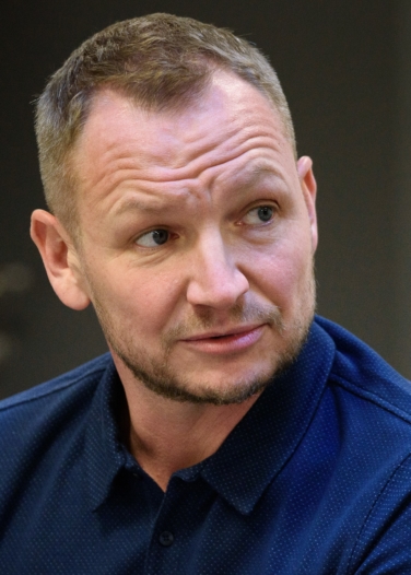 Mindaugas-Bružas-376x526