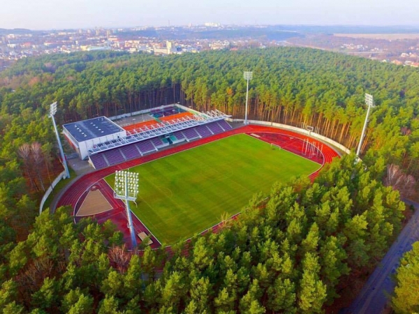 SVEIKINAME LAM sportininkus